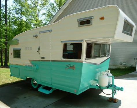 SWEET Retro Trailers, Shasta Trailer, Shasta Camper, Kombi Motorhome, Tiny Trailers, Old Campers, Tiny Camper, Retro Caravan, Vintage Rv