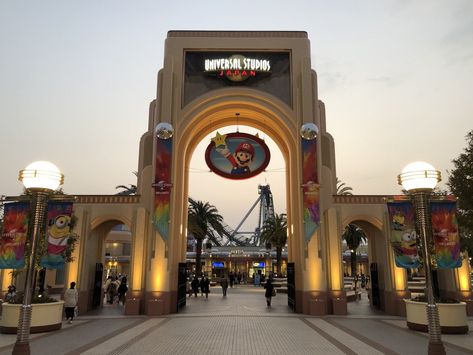 5 Exclusive Rides and Other Things Unique to Universal Studios Japan — The Gaijin Ghost Pictures Background, Outside Seating Area, Volcano Bay, Universal Studio, Pitch Dark, Nintendo World, Universal Studios Japan, Hogwarts Castle, Universal Orlando Resort