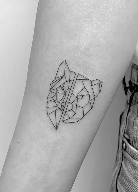 Wolf Symbol Tattoo, Mini Wolf Tattoo, Wolf Line Tattoo, Wolf Tattoo Outline, Fine Line Wolf Tattoo, Aya Tattoo, Minimalist Wolf Tattoo, Geometric Bear Tattoo, Simple Wolf Tattoo