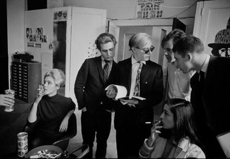 Andy Warhol’s The Factory: Warhol & His Circle – FLUX MAGAZINE Andy Warhol Factory, Warhol Factory, Edie Sedgwick, Dali Art, Warhol Art, Robert Rauschenberg, Paint Photography, Celebrity Culture, Photography Exhibition