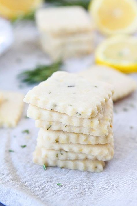 Lemon Rosemary Shortbread Rosemary Shortbread Cookies, Rosemary Shortbread, Lemon Shortbread Cookies, Caramel Shortbread, Lemon Cookies Recipes, Cookie Crisp, Buttery Shortbread Cookies, Shortbread Cookie Recipe, Eat Cookies