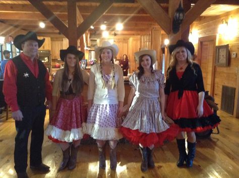 Square dance Square Dance Outfit, Dancing Outfits, Square Dance Dresses, Independance Day, Dance Ideas, Square Dance, Outfit Png, Dance Outfit, Square Dancing