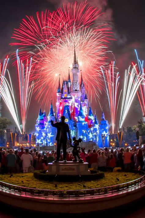 Check out "4th of July Weekend Events and Fireworks" in Orlando | Shared by RelaxingBeachside Disney 4th Of July Wallpaper, Disney World 4th Of July, Disney Fourth Of July Wallpaper, Disney Lights, 4th Of July Friends, Disney Fourth Of July, Disney 4th Of July, Disney Fireworks Aesthetic, Disneyland Fireworks Wallpaper