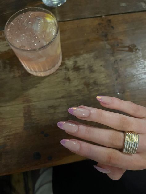 Iridescent Nail Tips, Almond Nails Sparkly French Tip, Pink And White Iridescent Nails, Pink Nails Purple Tips, Hologram French Tip Nails, Pearl Pink French Tip Nails, Gel Nails Metallic, Iridescent Tip Nails, French Iridescent Nails