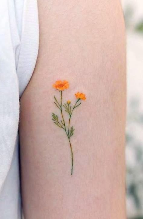 10 Small Designs Perfect For Your First Tattoo Buttercup Tattoo, Small Watercolor Tattoo, Year Tattoo, Small Girl Tattoos, Trendy Tattoo, Latest Tattoos, Floral Tattoo Design, Tattoo Cover, Arm Tattoos For Women