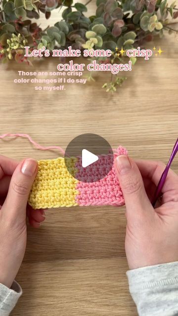 Rachel✌🏼Crochet on Instagram: "One of my favorite things about crochet is you never stop learning new things and it’s fun to have options!! This alternative way of changing colors is good for those who have a hard time keeping tension while switching yarns or if that stitch tends to get a little wonky! Shout out to @theknottyboss for teaching me this! 🤩 Be sure to save this reel for later if you want to give it a shot! 💕 #crochet_pattern #crochetersoftheworld #ourmakerlife #lionbrand #lionbrandyarn #crochet #crochetgoodness #crochetaddicted #crochetersofinstagram #crochetpattern #crochetdesign #crochetdesigner #yarnaddiction #crochetallthethings #crochetwip #crochetlove #freecrochetpattern #crochettutorial #crochetallday #crochetgeek #yarnaddict #crocheting #crochetinspo #crocheters #cr How To Alternate Colors In Crochet, Color Changing Yarn Crochet Pattern, Begging Crochet, Changing Yarn Colors Crochet, How To Switch Colors In Crochet, How To Change Yarn Colors In Crochet, Clean Color Change Crochet, Changing Colors In Crochet, Crochet Change Colors Seamlessly