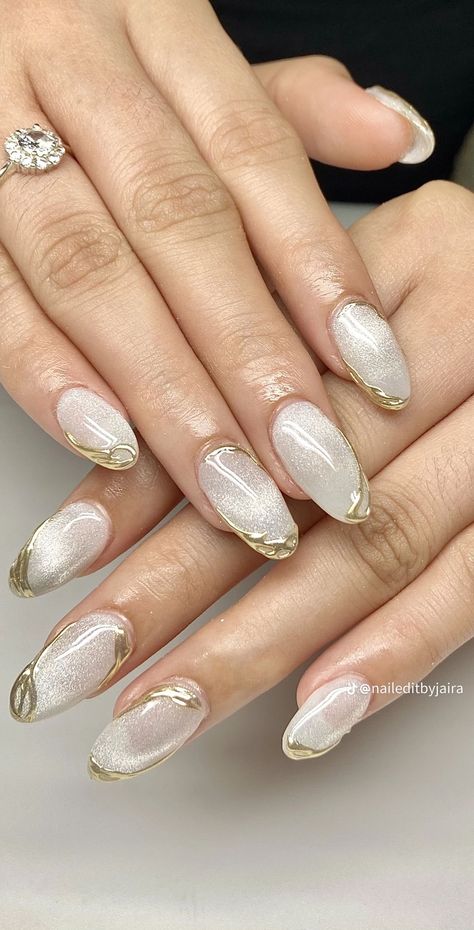 White Nails Extension, White Extension Nails, White Nail Extension Designs, Nail Extensions For Wedding, White Nail Extensions, Soft Gel Nail Extensions Designs, Gel Extension Nails Ideas, Nails Extension Designs, Nail Extensions Designs