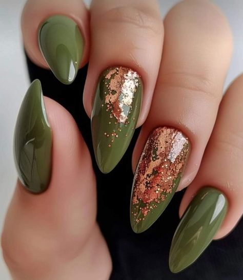 Thanksgiving Nail Designs, Green Nail Designs, Thanksgiving Nails, Rainbow Nails, Fall Nail Colors, Autumn Nails, Christmas Nail Designs, Cute Nail Designs, Nails Short