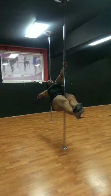 Plus Size Pole Fitness.Finally did a sit and lay back! #plussizepole #teamfluffynfit Plus Size Pole Dancing, Pole Dancers, Pole Fitness, Vision Boards, Pole Dance, Pole Dancing, Body Goals, Dancing, Dancer