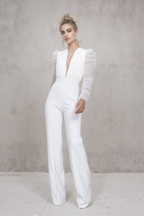 Crepe Collection 2022 - Vagabond Bridal - Wedding and Bridal Wear Jumpsuit Outfit White, Vagabond Bridal, Civil Dress, Classy Jumpsuit, Bride Dress Simple, Kaftan Designs, Silk And Lace, Bridal Jumpsuit, Bachelorette Outfits