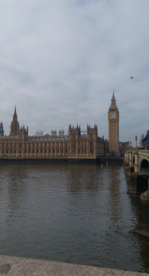 London Wallpaper, Thames River, London Girl, London Vibes, Living In England, London Baby, Dream Travel Destinations, London Town, London Calling