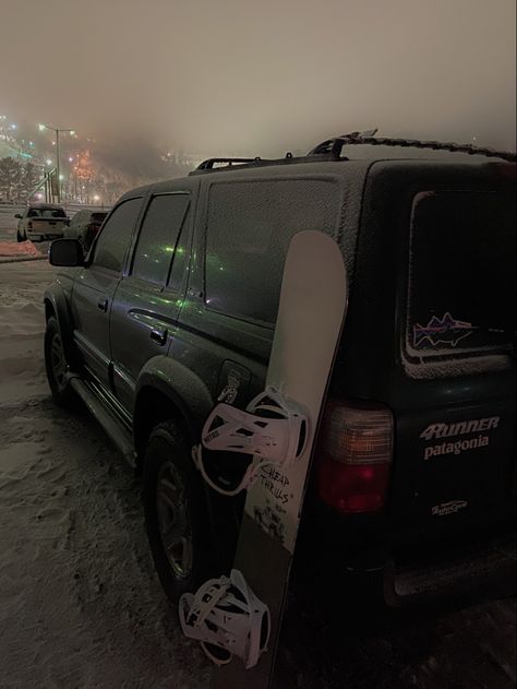 4Runner, Snowboard, Boone, Late night, moody, Nitro, Snow Snowboarding Aesthetic Night, Night Skiing Aesthetic, Night Snowboarding, Snowboard Aesthetic, Night Skiing, Snowboard Trip, Snowboarding Aesthetic, Skiing Aesthetic, Ski Aesthetic