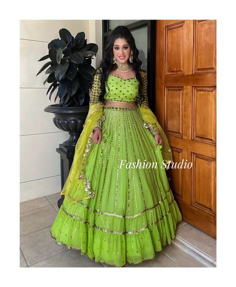 Party Wear Lehenga Choli, Wedding Party Wear, Lehenga Wedding, Color Embroidery, Embroidered Lehenga, Party Wear Lehenga, Traditional Indian, Fashion Studio, Lehenga Choli