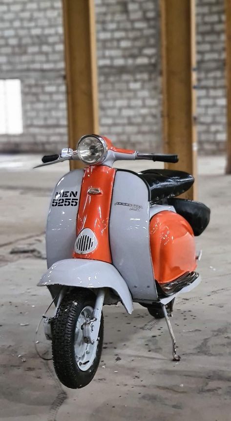 Lambretta Vintage, Vespa Ape, Vespa 150, Italian Scooter, Retro Scooter, Scooter Custom, Scooter Design, Lambretta Scooter, Piaggio Vespa