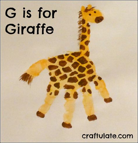 Giraffe hand print art Just an idea to inspire creative hand and foot prints on plates, mugs etc at www.TheFunkyTeapot.co.uk Animal Handprints, Letter G Crafts, Abc Crafts, Abc Art, Footprint Crafts, K Crafts, Alphabet Crafts, Daycare Activities, Footprint Art