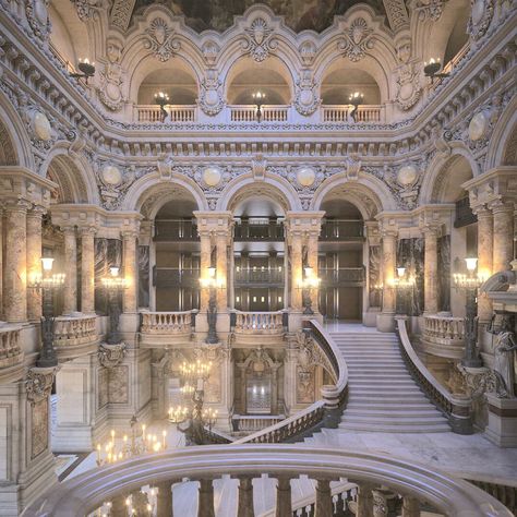 Ballroom Aesthetic, Opera Garnier Paris, Paris Opera House, Opera Garnier, Palace Interior, Castle Aesthetic, Castles Interior, Royal Aesthetic, المملكة العربية السعودية