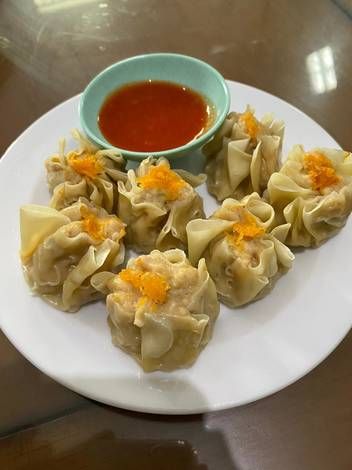 Dimsum Ayam Udang Space Food, Food Recepie, Indonesian Food, Food Magazine, Food Snapchat, Mediterranean Recipes, Food Menu, Food Cravings, Yummy Snacks