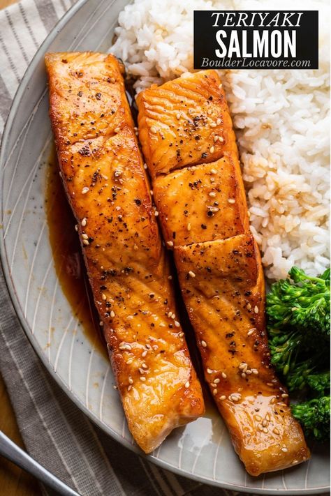 Teriyaki Salmon Marinade Salmon, Salmon Teriyaki, Baked Teriyaki Salmon, Salmon Teriyaki Recipe, Cottage Meals, Low Calorie Salad, Cottage Food, Salmon Marinade, Teriyaki Recipe