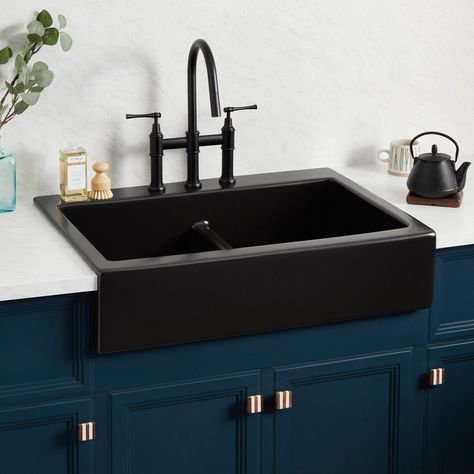 34" Galion Double-Bowl Fireclay Retrofit Farmhouse Sink - Matte Black, Corner Farmhouse Sink, Black Farmhouse Sink, Copper Farmhouse Sink, Pedestal Tub, Corner Toilet, Kitchen Sinks Farmhouse, Fireclay Farmhouse Sink, Farmhouse Sinks, Black Kitchen Sink