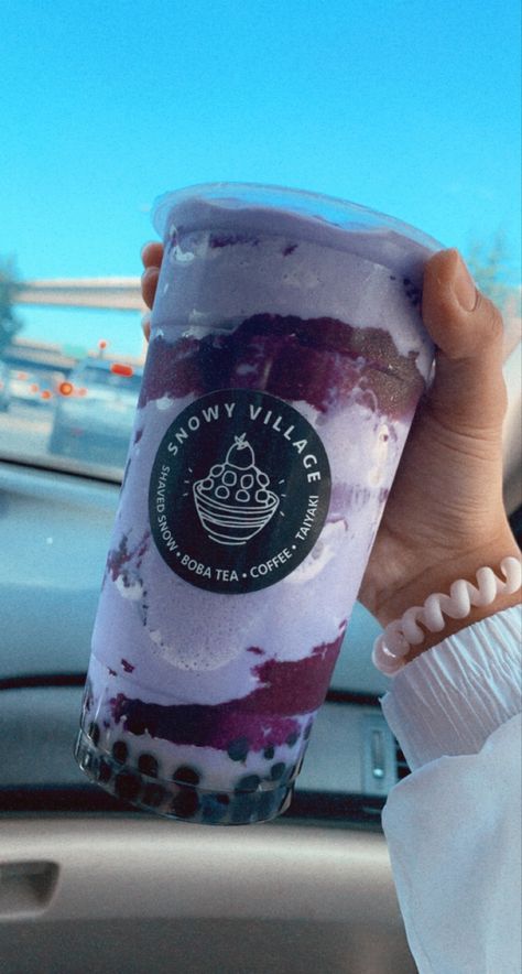 Taro Boba Tea Aesthetic, Purple Boba Tea Aesthetic, Boba Taro Aesthetic, Taro Drink Aesthetic, Taro Drink, Taro Boba Tea, Boba Taro, Taro Smoothie, Aesthetic Boba