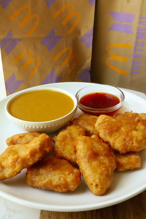 McDonald’s Chicken Nuggets and Cajun Sauce – BTS Meal - Moribyan Mcdonalds Chicken, Cajun Sauce, Chicken Nugget Recipes, Tempura Batter, Food Inspired, Healthy Lunches, Index Page, Sweet Chili, Chicken Nuggets