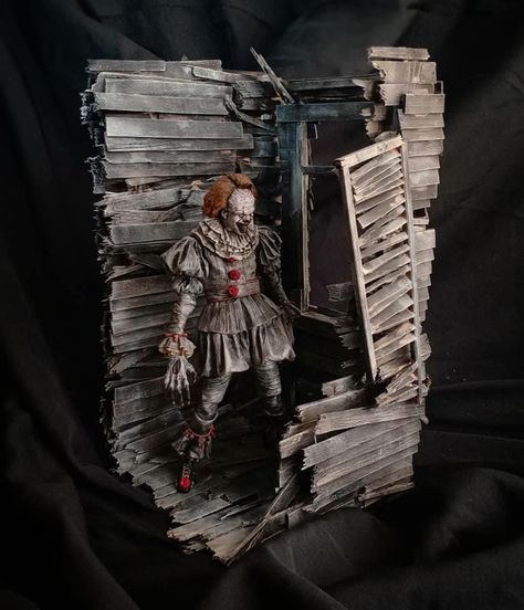 Horror Scenery, Horror Diorama, Ideas Arcilla, Monster Models, Neca Figures, Horror Crafts, Diorama Ideas, Haunted Dollhouse, Horror Movie Icons