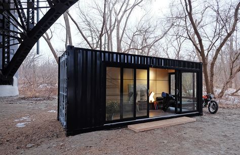 Shipping Container Office, Cabin Getaway, Glass Cabin, Shipping Container Cabin, Container Cabin, Container Office, Container Architecture, Casa Container, Container Shop