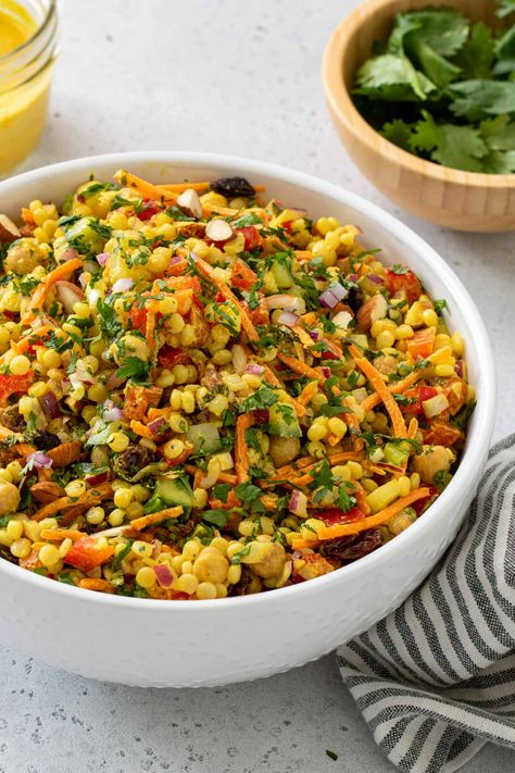 Couscous Chickpea Salad, Couscous Chickpea, Chicken Gyros Recipe, Greek Chicken Gyros, Curry Dressing, Curried Couscous, Gyros Recipe, Chicken Gyro Recipe, Yogurt Curry