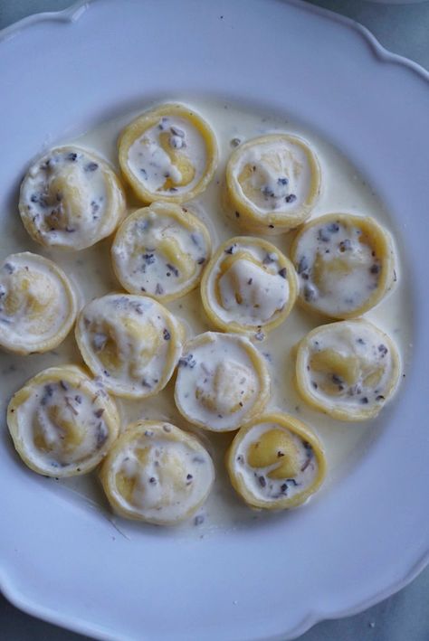 Pasta Table, Semolina Flour, Truffle Sauce, Types Of Flour, Truffle Recipe, Black Truffle, Parmigiano Reggiano, Whole Milk, 2 Eggs