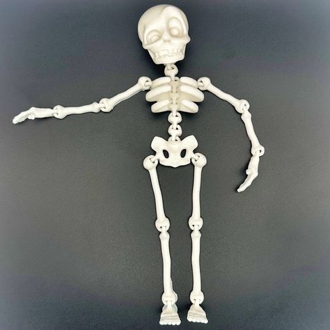 https://3dprintedornaments.myshopify.com Articulated Skeleton, 3d Printed Halloween, The Skeleton, Halloween Displays, Halloween Prints, Intricate Details, Halloween Themes, 3d Printed, 3d Printing