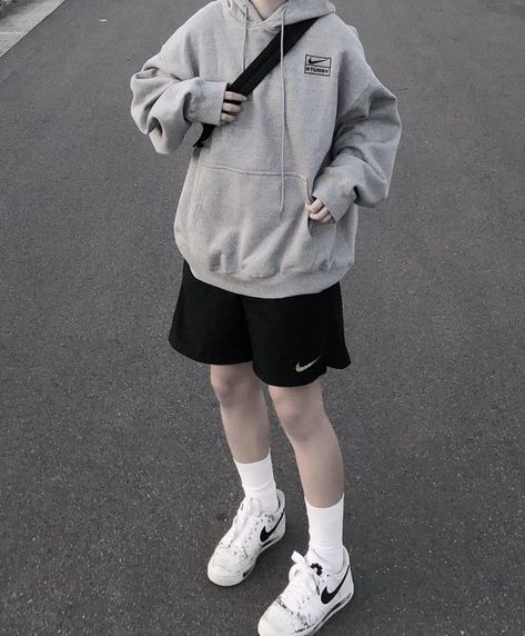 Dance Class Outfit, Korean Street Fashion Men, Boyish Outfits, Korean Fits, Trendy Boy Outfits, Outfits With Converse, Tomboy Outfits, Tomboy Style Outfits, Simple Trendy Outfits