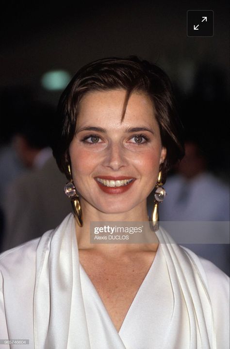 september 14, 1990 Isabella Rossellini Style, Nastassja Kinski, Isabella Rossellini, Paolo Roversi, Ingrid Bergman, Elegant Sophisticated, Mama Mia, New Heart, Tony Awards