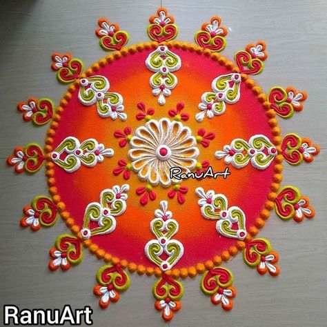 Circle Rangoli Design, Circle Rangoli, Simple Rangoli Designs Easy, Rangoli Mandala, Alpana Designs, Water Fountain Indoor, White Rangoli, Ganesha Decoration, Rangoli Design For Diwali