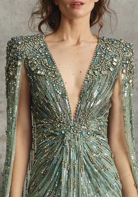 Butterfly Dresses, Red Carpet Glamour, Gowns Vintage, Instagram Dress, Ladies Gown, Women's Evening Dresses, Dresses Elegant, Evening Dresses Elegant, Glam Dresses