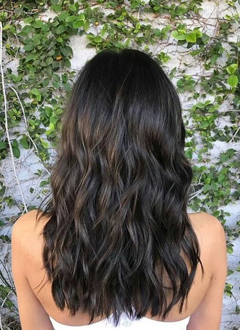 Medium Length Hair With Layers Brown Brunettes, Mid Length Hairstyles Dark Hair, Simple Prom Hair Mid Length, Homecoming Hairstyles For Mid Length Hair, Black Mid Hair Length Styles, Midlength Haircuts Dark Hair, Dark Brunette Hair Mid Length, Midlength Haircuts Black Hair, Long Layers On Medium Length Hair Wavy