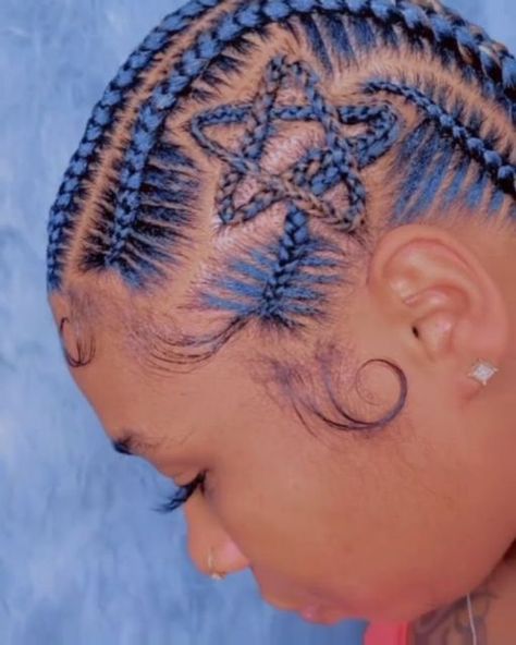 Hair | Fashion Directory on Instagram: "Y'all?? Check out this Shooting stars⭐🌠🌠 straight backs 🔥👉 __Follow, @letstalkhair_ng promotes dopest hairstyles, beauty and fashion trends • • _____________________ 🌹Feature: @destinedcreationz_ Location: #mapleheightsohio DM 👆 FOR THIS STYLE ______________________ • • 🌹DM FOR DIFFERENT PROMO/ADS PACKAGES AVAILABLE on @letstalkhair_ng @braidersdirectory @whathairdaily @nailstalkdaily ________________________ IGNORE #braids #braidstyles  #hair  #nat Back Braids, Straight Backs, Straight Back Braids, Feed Ins, Back Braid, Straight Back, African Braids, Hair Fashion, Beauty And Fashion