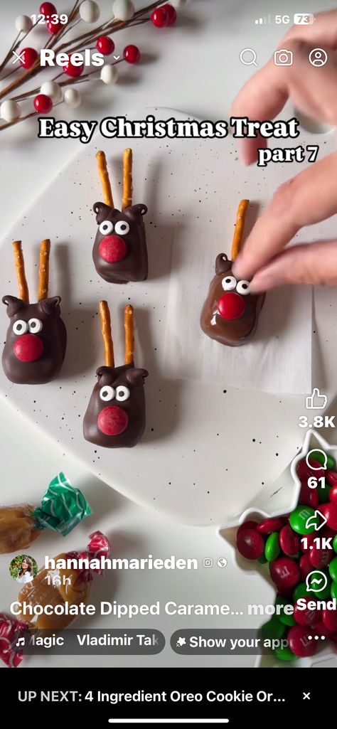 Easy Christmas Treats, Oreo Cookies, Christmas Treats, 4 Ingredients, Simple Christmas, Oreo, Reindeer, Caramel, Christmas