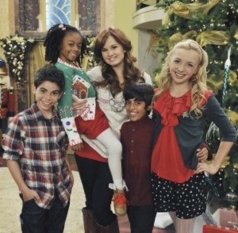 Cast Of Jessie, Jessie Cast, Jessie Movie, Jessie Disney, Debbie Ryan, Karan Brar, Cameron Boys, Disney Jessie, Skai Jackson