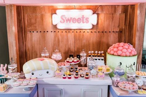 Amber’s Kawaii Sushi Themed Party – Desserts Sushi Birthday Party, Kawaii Party Ideas, Happy Unbirthday, Sushi Cake, Japanese Party, Diy Sushi, Japanese Birthday, Sushi Party, Baby Girl First Birthday