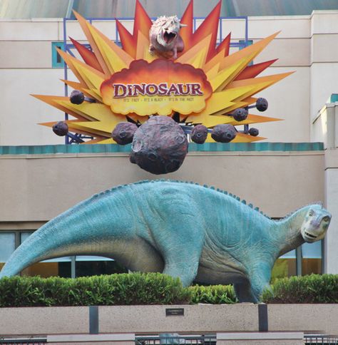 DINOSAUR, DinoLand U.S.A., Disney’s Animal Kingdom-Walt Disney World - everything you need to know about the ride! Theme Park Pictures, Disney World Must Do, Dinosaur 2000, Walt Disney World Rides, Disney World Animal Kingdom, Disney Dinosaur, World Attractions, Disney World Attractions, Walt Disney World Orlando