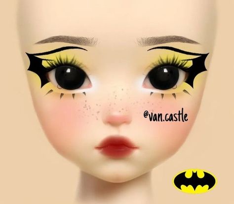 Batman Face Paint, Batman Makeup, Crazy Eye Makeup, Makeup Cosplay, Face Charts, Makeup Drawing, Makeup Face Charts, Graphic Makeup, Diy Halloween Costumes Easy