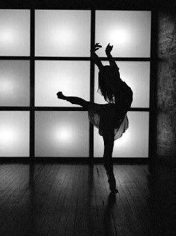 Lyrical dancing. Black and white* Dance Images, Dance Stuff, Dance Like No One Is Watching, The Dancer, Zumba Fitness, Fitness Photography, Dance Photos, Dance Art, Lets Dance