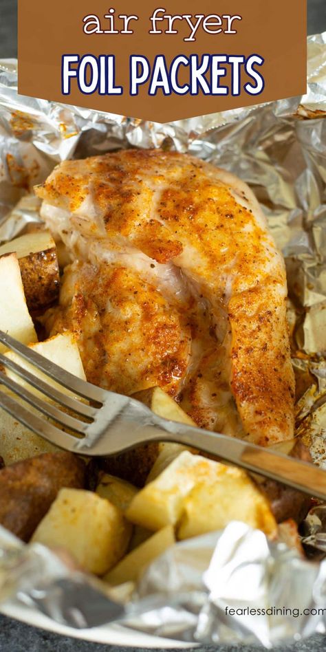 Cooking dinner in your air fryer just got better. These quick and easy air fryer foil packets cook your chicken and vegetables to perfection! I share lots of seasoning and vegetable options to make this family-friendly meal. You control the ingredients and the flavors! Air Fryer Foil Packets, Tim Foil Dinners, Air Fryer Foil Packet Meals, Chicken In Foil, Chicken Air Fryer, Foil Packet Potatoes, Chicken Foil Packets, Air Fryer Baked Potato, Foil Dinners