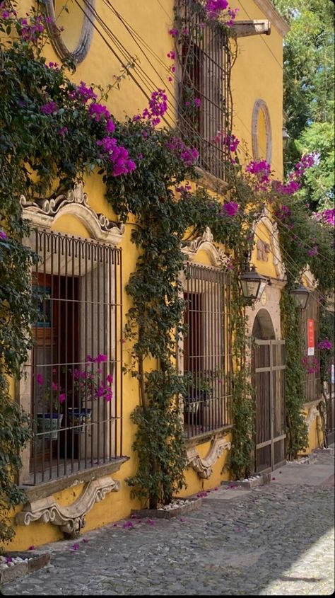 Yellow Mexican House, Yellow Spanish House, Mexican Style Exterior House, Hacienda Windows Mexican Style, Mexican Houses Aesthetic, Traditional Mexican House Hacienda Style, Mexican Pueblo House, Mexican House Colors Exterior, Contemporary Mexican Architecture