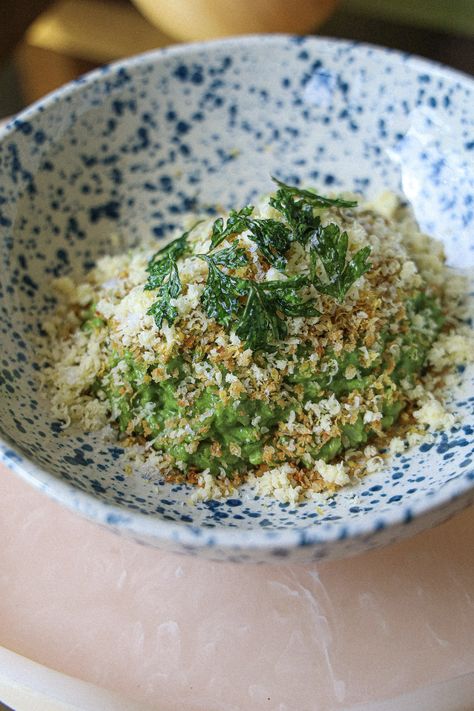 Green risotto with pistachio pesto — Jenny's Table Green Risotto, Large Fries, Pistachio Pesto, Risotto Rice, Ginger Juice, Risotto Recipes, Super Greens, Main Dish Recipes, Fresh Herbs