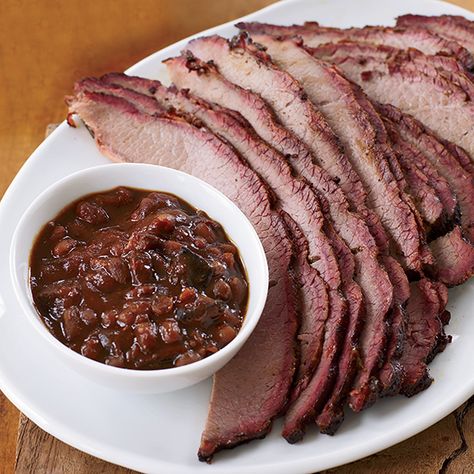 Brisket Recipes Brown Beans, Simple Baked Beans Recipe, Easy Baked Beans, Barbecue Sandwiches, Burnt Ends, Baked Bean Recipes, Summer Baking, Brisket Recipes, Beans Recipe