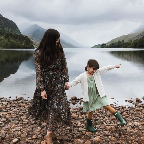 Family kids style in glencoe Scotland @thejohnsons Glencoe Scotland, Kids Style, Cute Family, Family Kids, Family Photoshoot, Scotland, Kids Fashion, Instagram