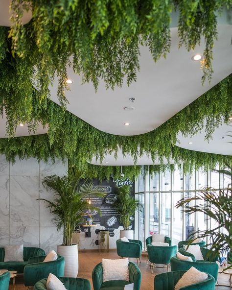 Amazing Architecture on Instagram: “Samaya Coffee Shop in #Dubai, United Arab Emirates designed by @AmerShawa.  This lobby cafe of a hotel is bright and modern and like most…” Ceiling Plants, Green Lobby, Lobby Cafe, Willow Trees, Dubai Shopping, Diy Kitchen Decor, Cafe Interior Design, False Ceiling Design, Restaurant Interior Design