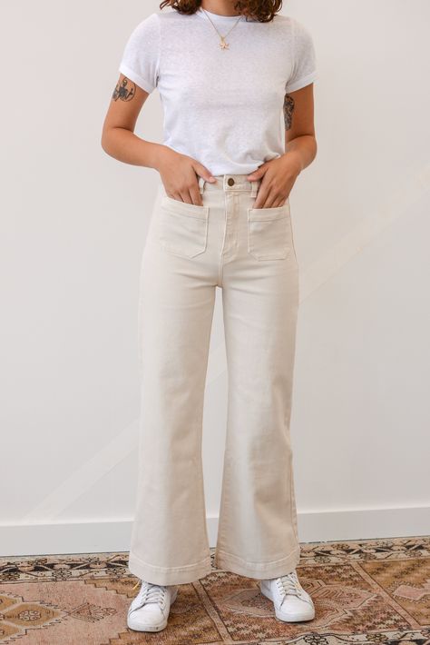 Rolla's Sailor Jean in Cream White On Cream Outfit, Cream Wide Pants Outfit, Wide Cream Pants Outfit, Cream Pants Fall Outfit, Cream On Cream Outfit, Cream Corduroy Pants Outfit, Cream Pants Outfit Summer, What To Wear With Cream Jeans, Cream Color Jeans Outfit