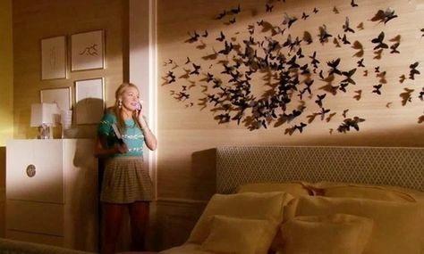 Calling All Gossip Girls Fans Serena Van Der Woodsen Room, Serena Van Der Woodsen Bedroom, Gossip Girl Bedroom, Tinkerbell Room, Crib Wall, Posters On Wall Bedroom, Serena Van Der, Gossip Girls, Serena Van